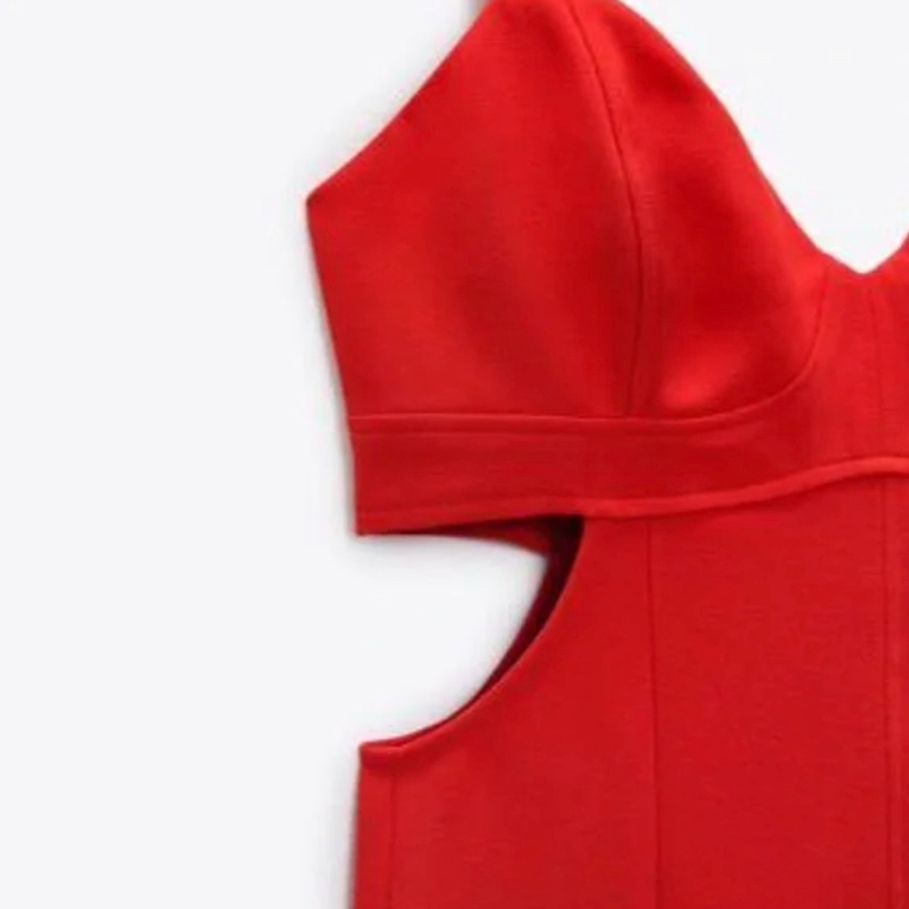 Red❤️‍🔥 - Picture 2 of 6